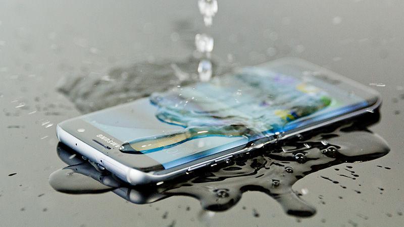 Water and dust resistant S8